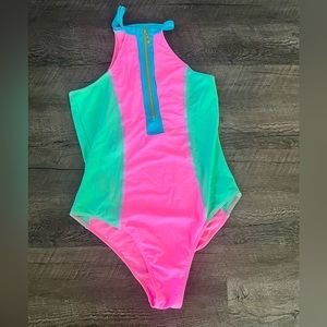 Hurley-x-LSF-Max-Sleveless-Mock-Neck-Zip-Swimsuit size Large NWOT never worn